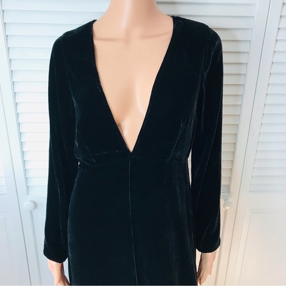 New FOR LOVE & LEMONS Collette Black Velvet Midi Dress Size Large - Picture 3 of 10
